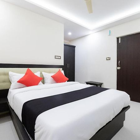 Super Capital O Choice Regal Suites Near Ragigudda Sri Prasanna Anjanayeswamy Temple Bangalore Eksteriør billede