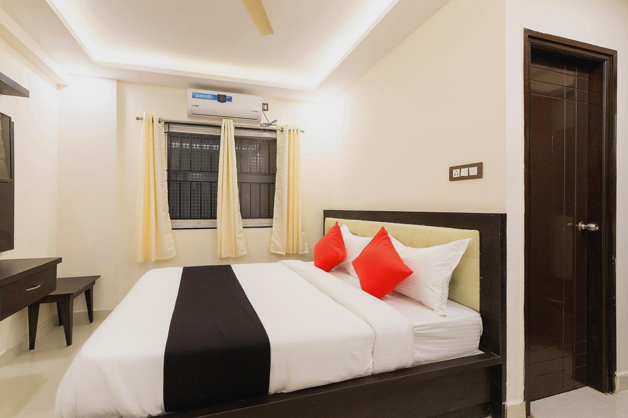 Super Capital O Choice Regal Suites Near Ragigudda Sri Prasanna Anjanayeswamy Temple Bangalore Eksteriør billede