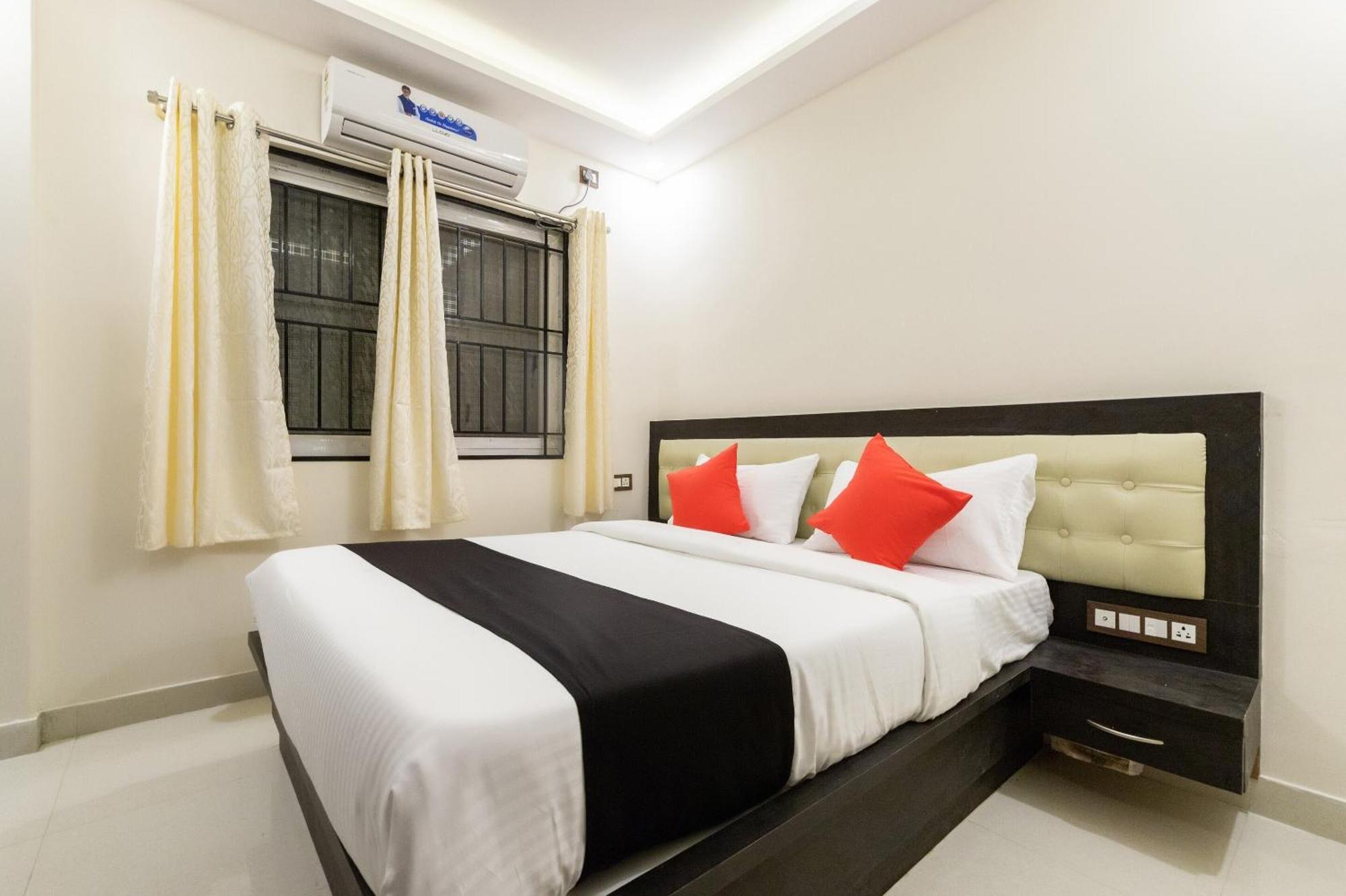 Super Capital O Choice Regal Suites Near Ragigudda Sri Prasanna Anjanayeswamy Temple Bangalore Eksteriør billede